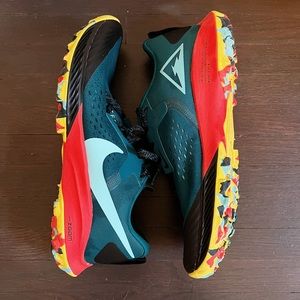WOMEN'S NIKE AIR ZOOM TERRA KIGER 5- gently used trail running shoe